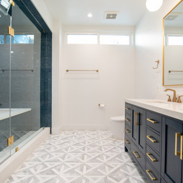 Steam shower, Studio City