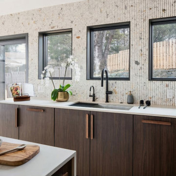 Bespoke Kitchen Remodeling: A Modern Organic Transformation