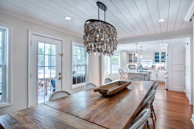 Dining room - coastal dining room idea