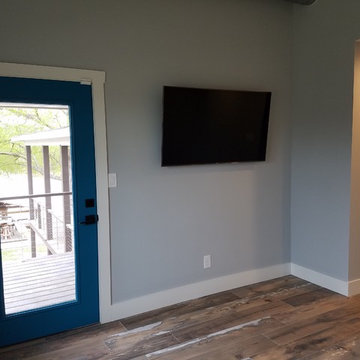 Modern Lakehouse in Huntsville Texas