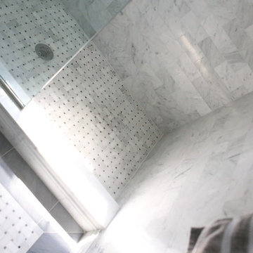 Port Washington Classic Carrara Bathroom