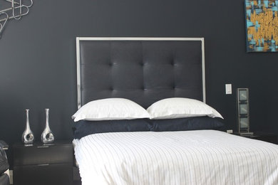 Bedroom - bedroom idea in Toronto