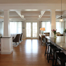 kitchen w/barstool