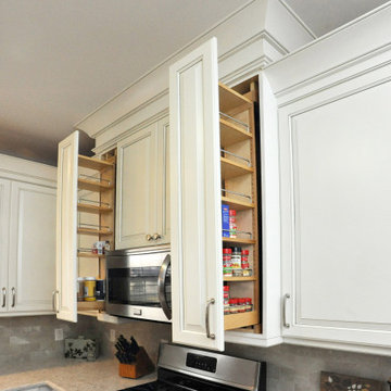 White Glazed Kitchen Cabinets