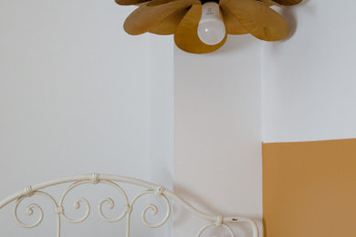ナントにあるミッドセンチュリースタイルのおしゃれな寝室のインテリア