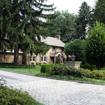 Main Line Estate