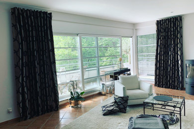 Modernes Wohnzimmer in Sonstige