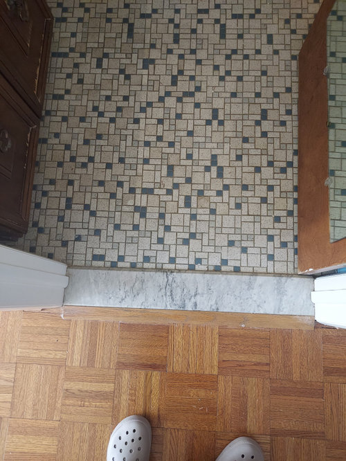 LVP match for GUNSTOCK wood panels