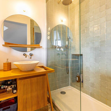 Création d'une salle de bain compacte