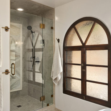 Boddy Master Bathroom