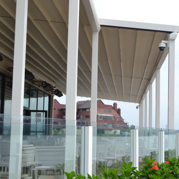 Retractable Pergola / Awning