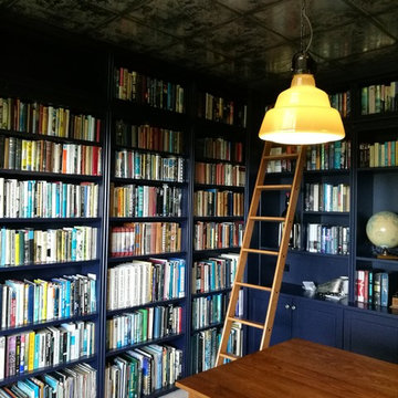 Melrose House - Library at Home