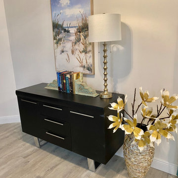 Singer Island Condo Social Room