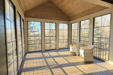 Inspiration for a timeless porch remodel in Minneapolis
