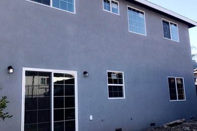 Example of a classic home design design in Los Angeles