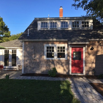 Touisset Small-House Renovation/Addition