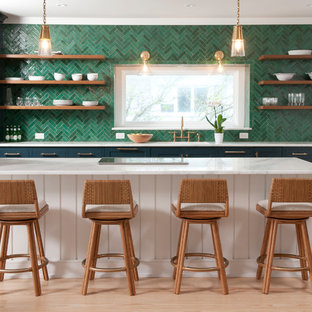 Küchen mit Küchenrückwand in Grün und Rückwand aus Mosaikfliesen Ideen
