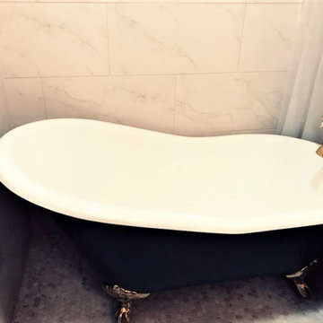 Farmhouse Glam Bathroom