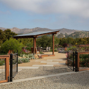 Santa Paula Garden