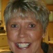 Lyn Halls foto
