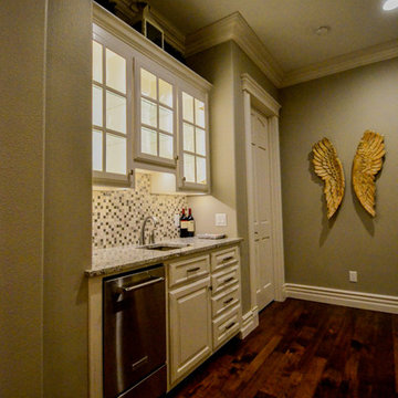 Joplin Transitional Kitchen & Dining Area