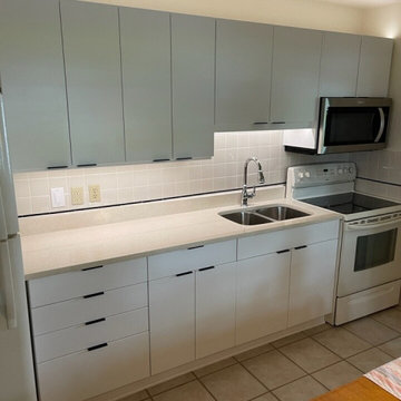 Small Kitchen Remodel Done With New White Cabinets