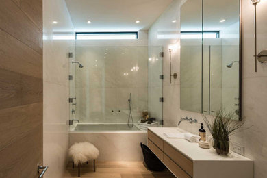 Esempio di una stanza da bagno