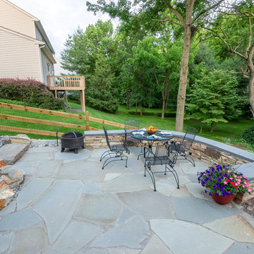 Dry-Laid Irregular Bluestone Patio