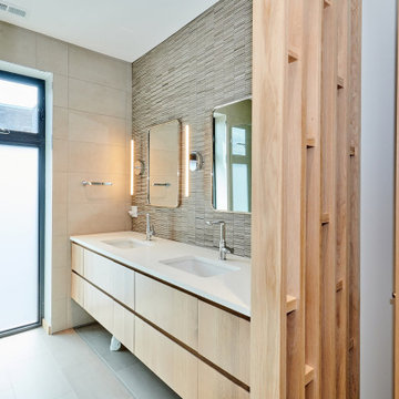 Luxurious Bathrooms - New Construction & Remodel