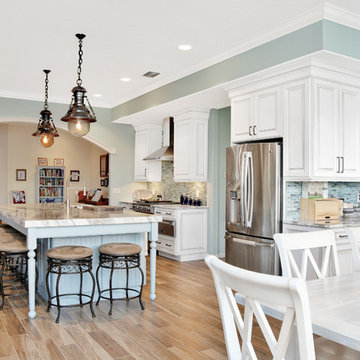 Palm Harbor Coastal Kitchen