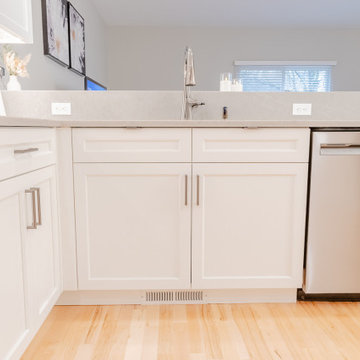 Pristine Townhome Kitchen and Bathroom
