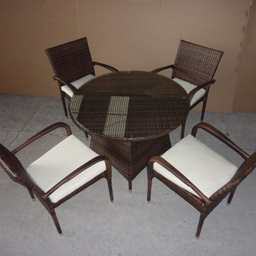 outdoor dining set