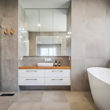Ultra modern bathroom with freestanding bath