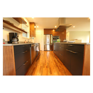 The Art of Reductive Design - Midcentury - Kitchen - Denver - by Analog ...