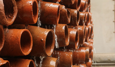 Terracotta Installation Puts Energy-Consuming Cooling Devices to Shame