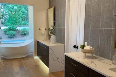 Transitional bathroom photo in Raleigh