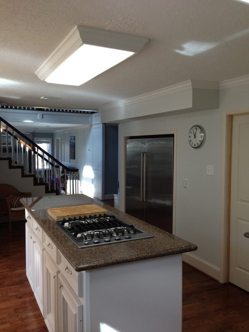 Decorative Fluorescent Kitchen Lighting