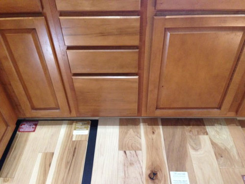 Orange Toned Cabinets, What Color Hardwood Floor Goes With Maple Cabinets