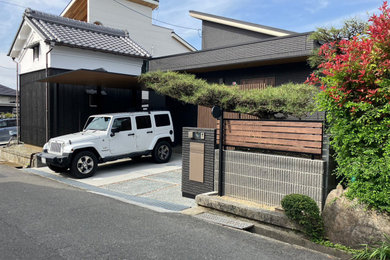 京都にある和モダンなおしゃれな一戸建ての家の写真