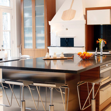 Forest Hill Contemporary Kitchen