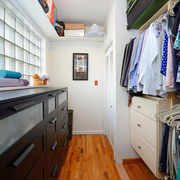 Inviting 2 bedroom 2 bath with optional office/den on tree lined Garden Street.