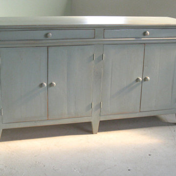 Custom old oak server