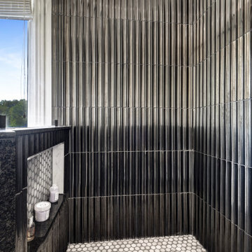 Elegant tile bath