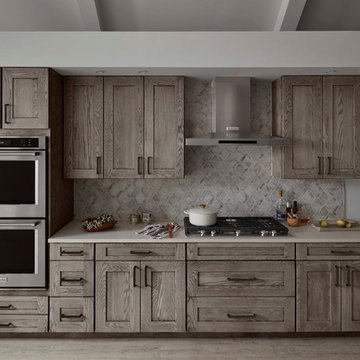 Grainy Oak Kitchen