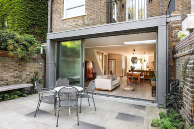 This is an example of a large contemporary home in London.