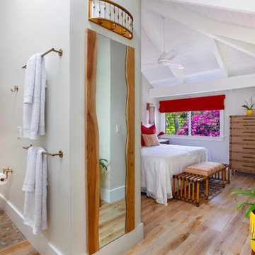 Vibrant Island Condo