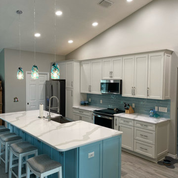 Beautiful Kitchen Remodel Done in a Subtle Two-Tone Color