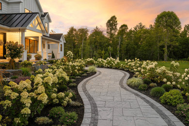 Photo of a traditional landscaping in New York.