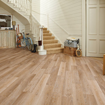 Knight Tile - Pale Limed Oak (KP94)
