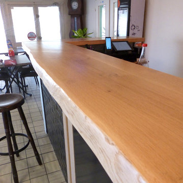 Comptoir de bar de campagne en chêne massif